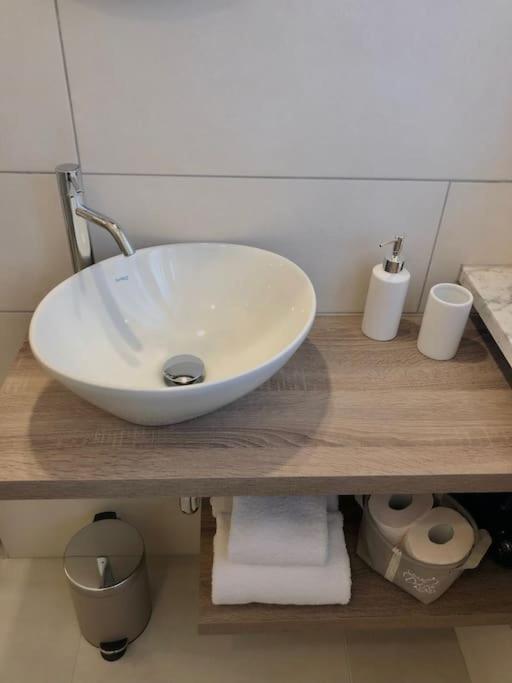 Casa Beatrice: Casa Vacanze A Torino Zewnętrze zdjęcie